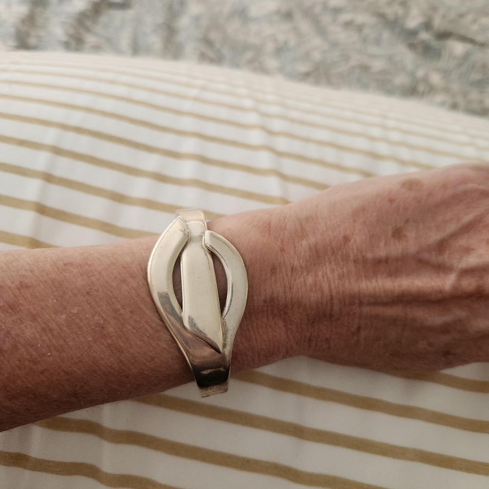 Elegant Taxco Silver Bracelet
